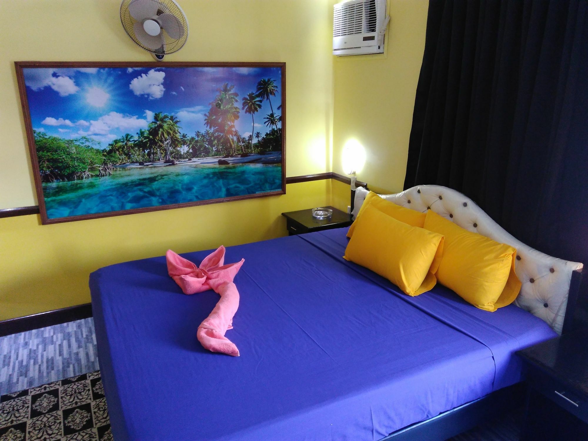 Mango'S Beachfront Resort Olongapo Buitenkant foto